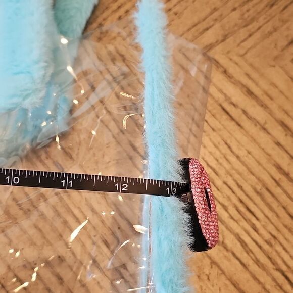 Clear Tote Fuzzy Blue Handles - Picture 6 of 9